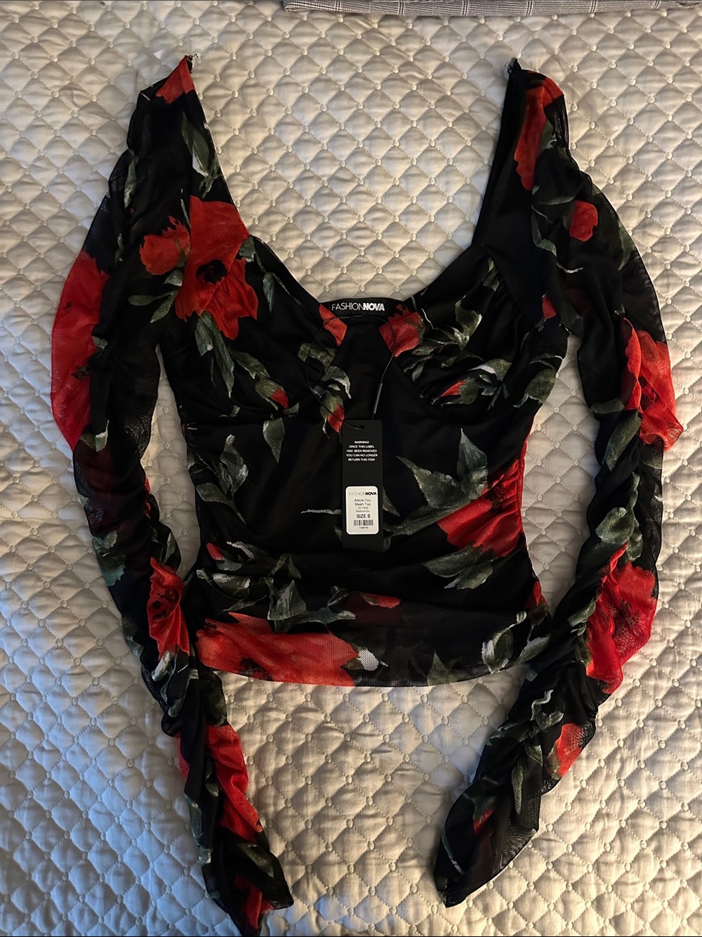 Fashion Nova Black Floral Mesh Ruched Long Sleeve Top - Red & Green